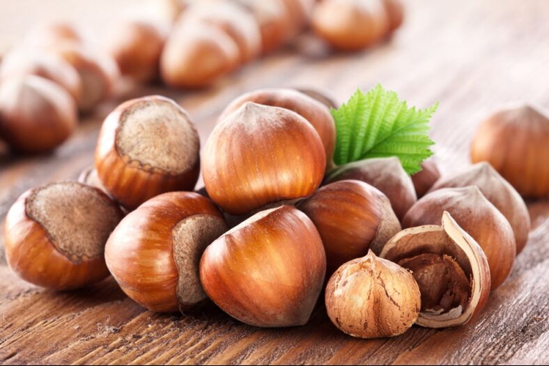 Consumption of hazelnuts increases the libido of men